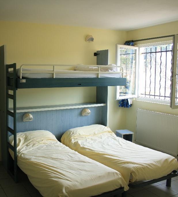 Ymca Villeneuve Les Avignon Hotel Room photo